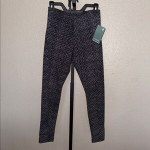 Lysse Black and White Patterned Pull On Leggings - NWT